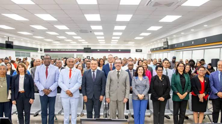 UASD abre centro para emitir la nueva cédula