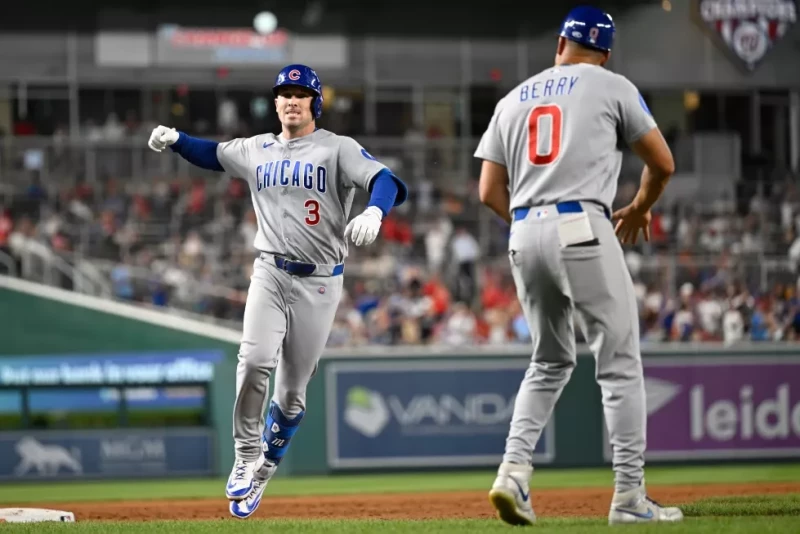 Bregman, con su primer partido de tres jonrones, ayuda a Cachorros a vencer a Nacionales