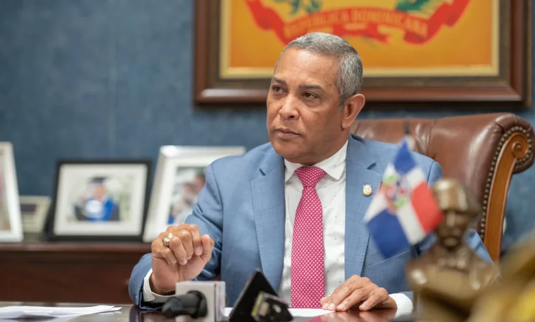Franklin Romero cumple 10 años en el Congreso Nacional con una sólida agenda legislativa y gestión de importantes obras para la provincia Duarte
