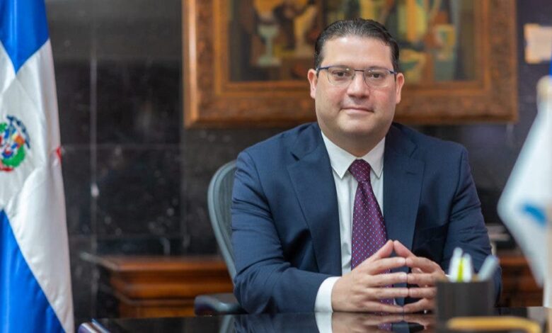 El PRM empieza a armar sus frentes: Yayo respalda las aspiraciones presidenciales de David Collado