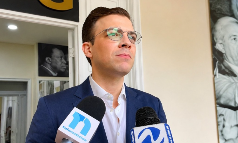 Con trabajo responderá críticas tras asumir Secretaría del PRM