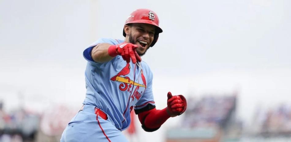 ¡Histórico! Báez, el primero en la historia en pegar 3 HRS en su debut en G.L.