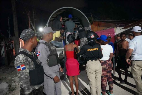 Migración RD dice que mantiene un amplio operativo de control
