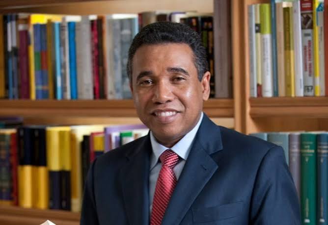 Senador Félix Bautista deposita proyecto de ley que busca eliminar el método D’Hondt