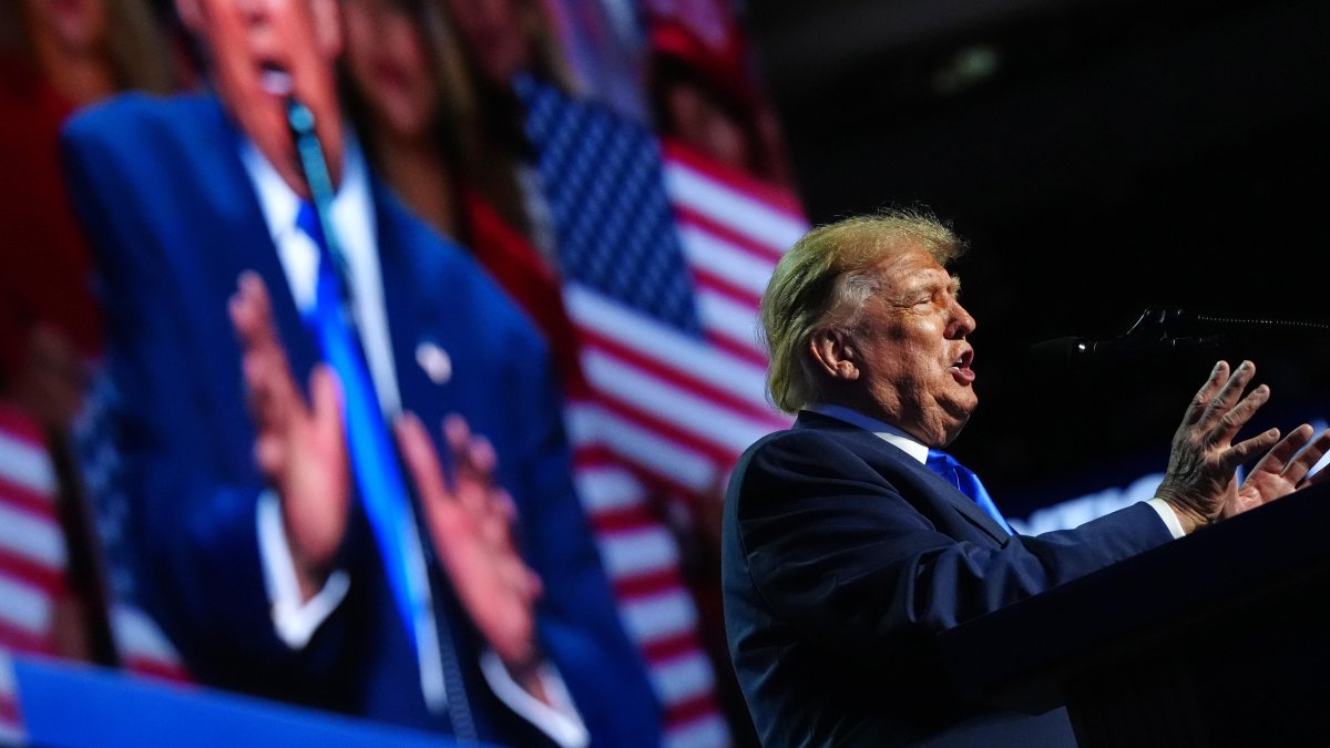 Trump promete 5.000 dólares a cada adulto de EEUU si los republicanos ganan en noviembre