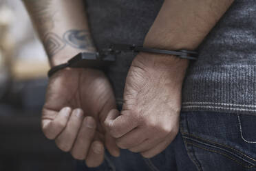 Muere hombre buscado por varios delitos tras enfrentamiento con agentes del Dicrim